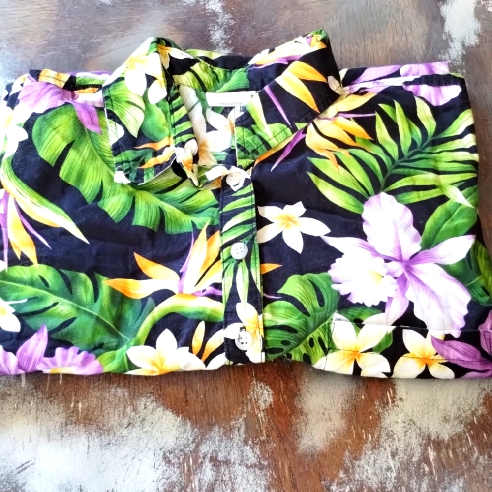 Go Barefoot short sleeve Hawaiian shirt size XL
